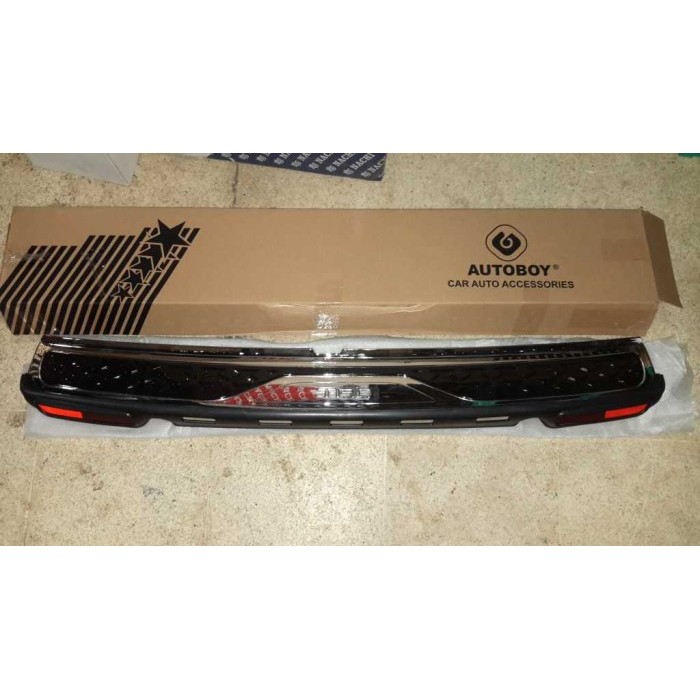 Sillplate New Fortuner TRD