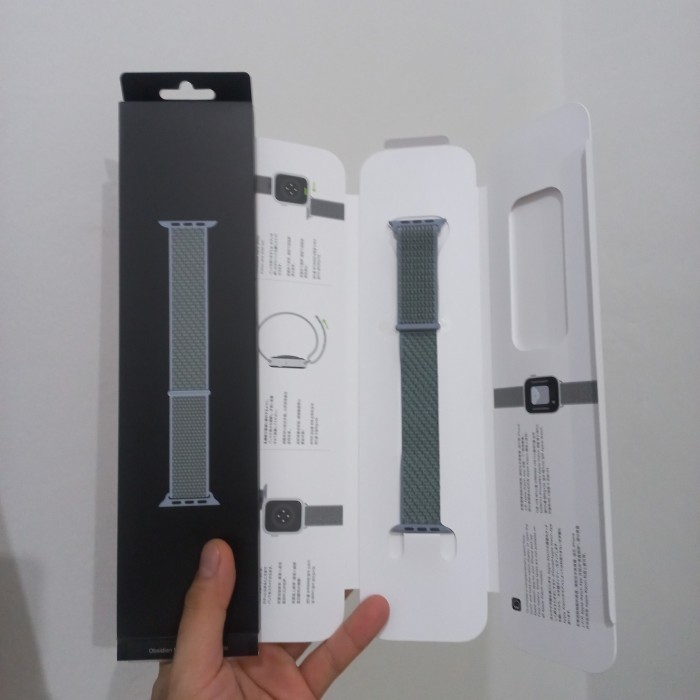 Apple Watch 44mm Nike Sport Loop Second Bekas
