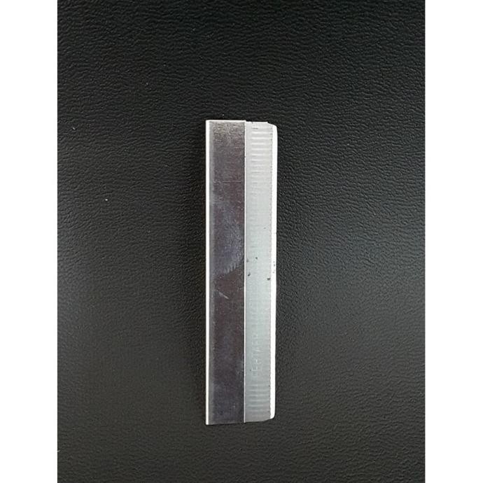 

TERLARIS PISAU PEMBERSIH LEM OCA /SILET 1 ARAH SUPER JIFONLI-CUT SPECIA(73261)
