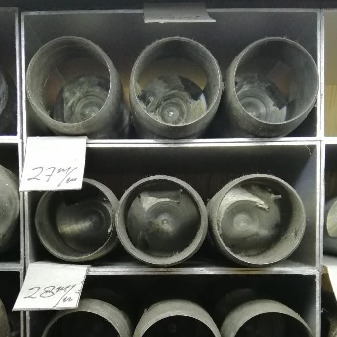 

TERLARIS PLONG PEMBOLONG BULAT 27MM - PUNCH HOLE LEATHER