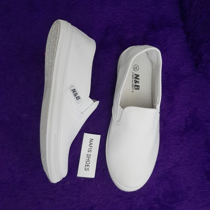 Sepatu Import Pantofel Slip On Wanita Putih Polos/Sepatu Suster
