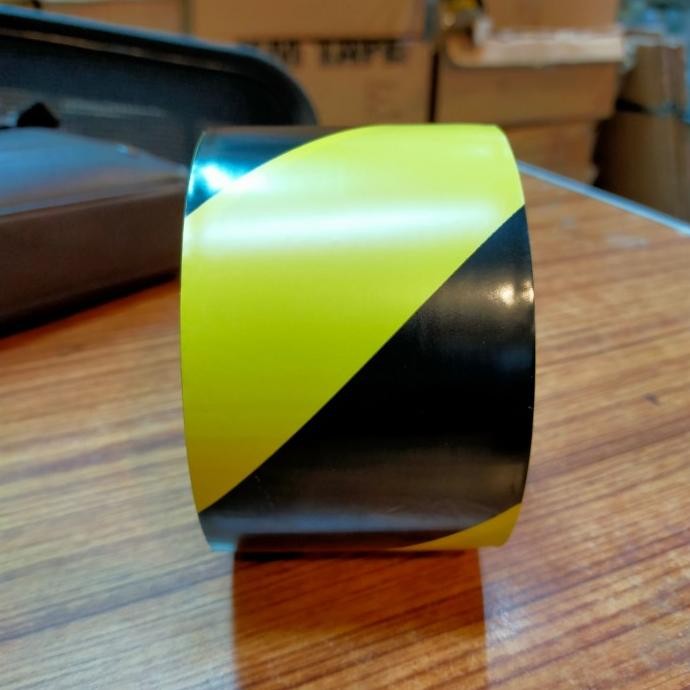 

LAKBAN LANTAI FLOOR MARKING TAPE VINIL TAPE HITAM-KUNING 3"INCIX33M ASLI