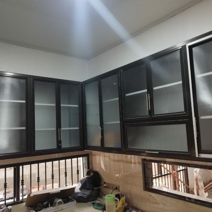 Custom Lemari Dapur Gantung Aluminium/Ibu Testy Golf Sawangan.