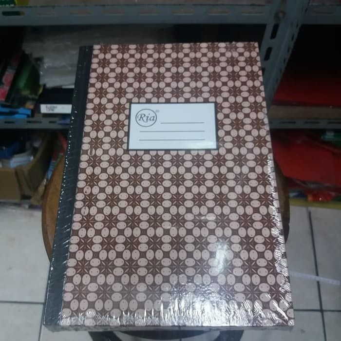 

TERBARU Buku Folio 300 Lembar Ria