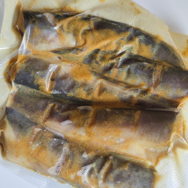 

MURAH LELE ORGANIK BUMBU KUNING FROZEN TANPA KEPALA DAN EKOR