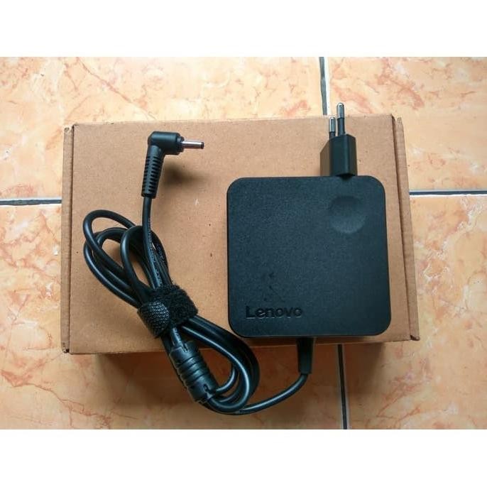 ADAPTOR CHARGER IDEAPAD 330 130 14IKB 14AST 14IGM CASAN LAPTOP TERBARU