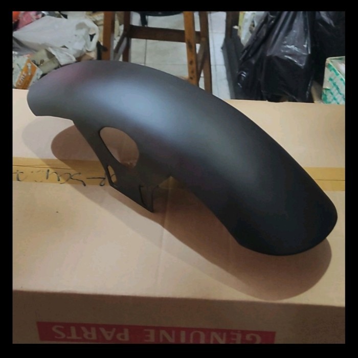 Spakbor kawasaki w175 custom depan