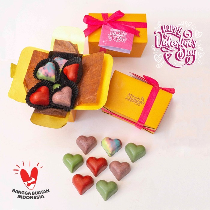 

VALENTINE PRALINES BOX 16PCS CHOCOLATE MONGGO COKLAT HARI SAYANG
