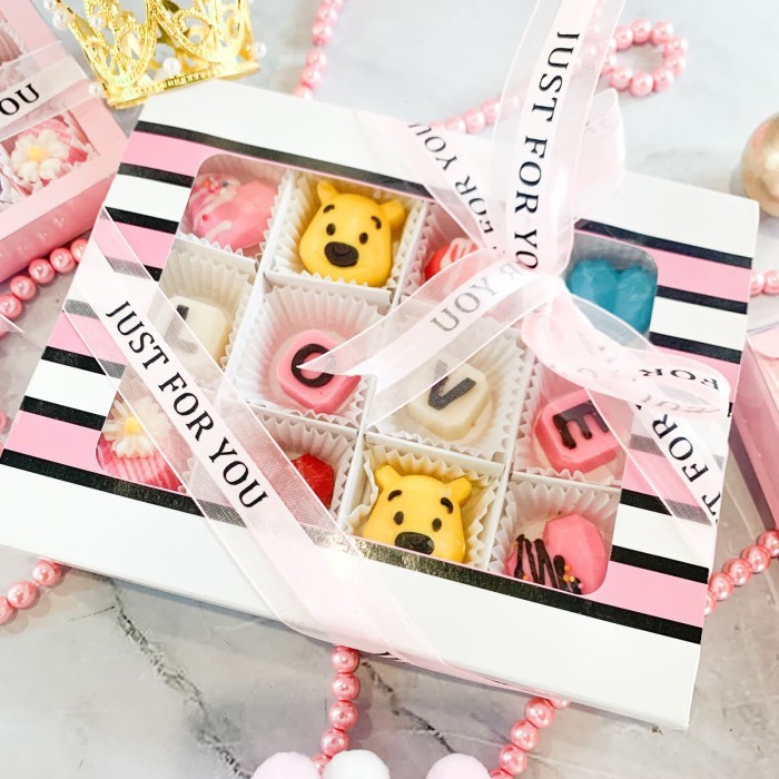 

VALENTINE 2025/CHOCOLATE TREATS/CHOCOLATE/PARCEL/HAMPERS