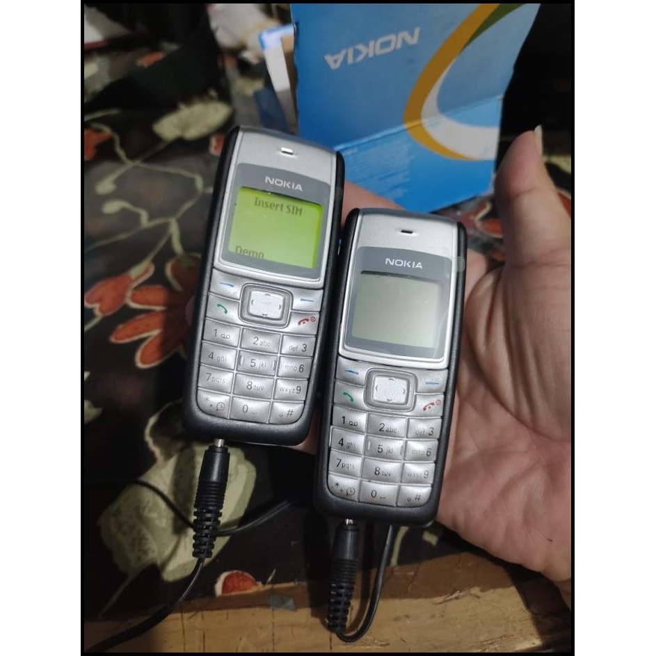 HP nokia jadul tipe nokia 1110.. seken bergaransi charger baru, batre baru