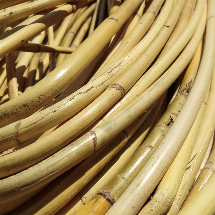 Tali Rotan Kulit Asli Bentuk Bulat Diameter 5-6 mm Panjang 8-10 meter