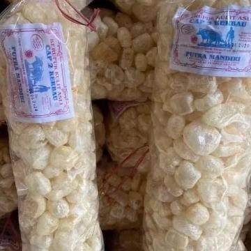 

Kerupuk Kulit Sapi / Rambak / Jangek Cap 2 Kerbau 500 Gram