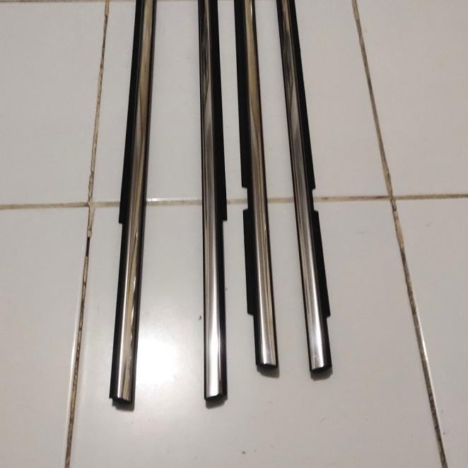 Weather Setrip List Pelipit Kaca Pintu Luar Avanza Chrome 2022 Ori2