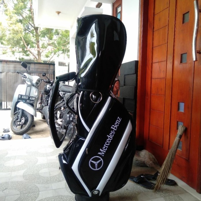 tas golf Mercedes Benz 01