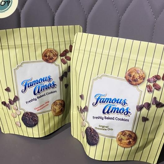 

Famous Amos [Fresh] Cookies Choco Chip Malaysia - 100Gr 200Gr 300Gram