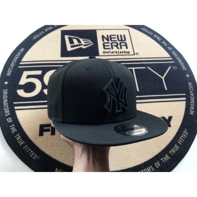 TOPI SNAPBACK Topi New Era 9Fifty New York Yankees Metal Stack Black Original Resmi