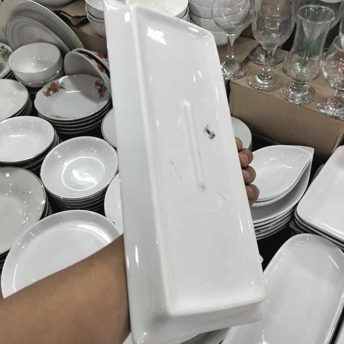 PIRING SAJI PERSEGI PANJANG BLANC PORCELAIN / PIRING KOTAK BESAR TD