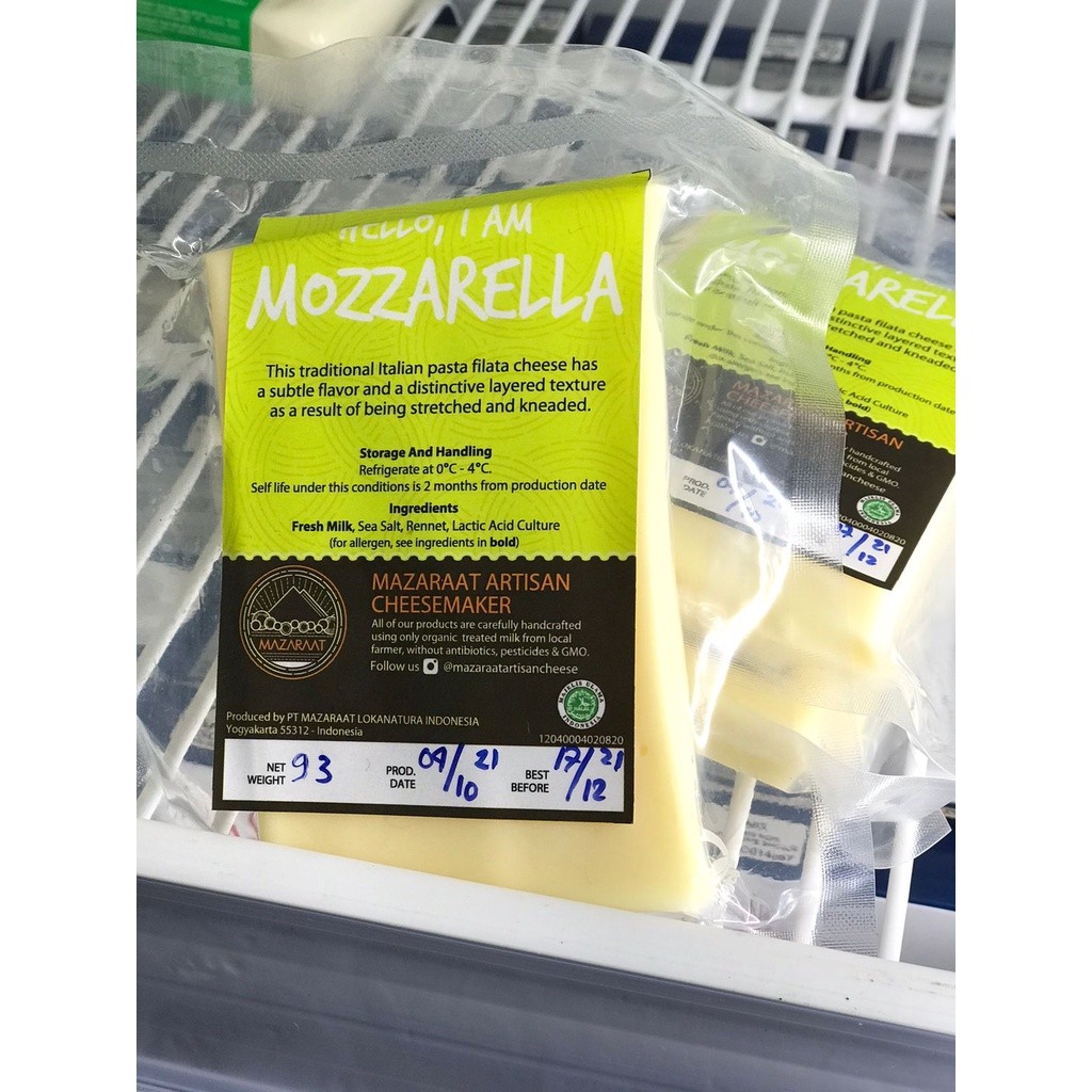 

BgKr Mazaraat Mozarella Grass fed Cheese (Keju mozarella) 200 gr