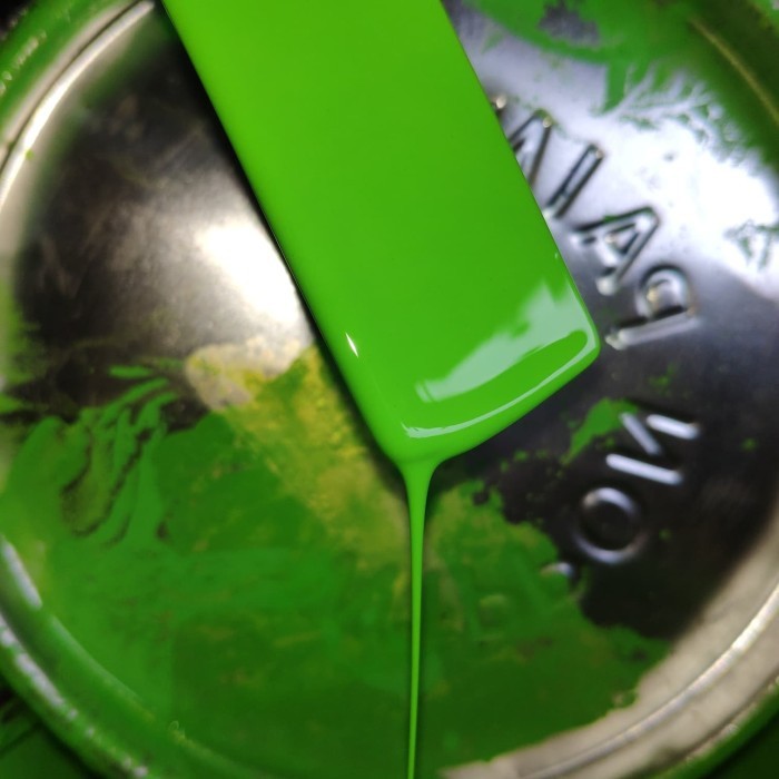 cat / cet motor ninja hijau solid PU NIPPON kemasan 1/4kg