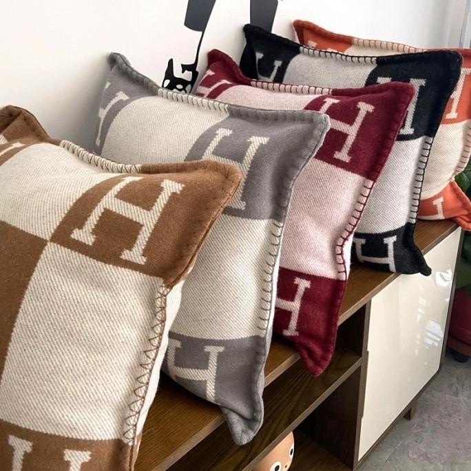 Bantal Sofa Branded / Sarung Bantal Sofa Hermes / Sofa Cushion Cover