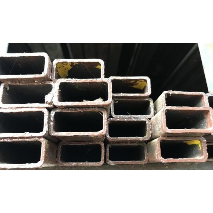 Holo Besi / Hollow Besi 20 X 40 X 1.6 ( 1.2) Promo