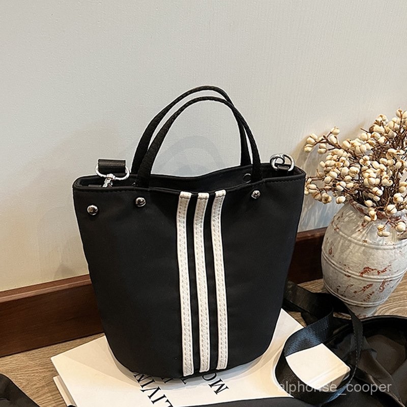 Tas Ember Kain Oxford Ceruk Ringan Santai Wanita Korea Seratus Tas Selempang