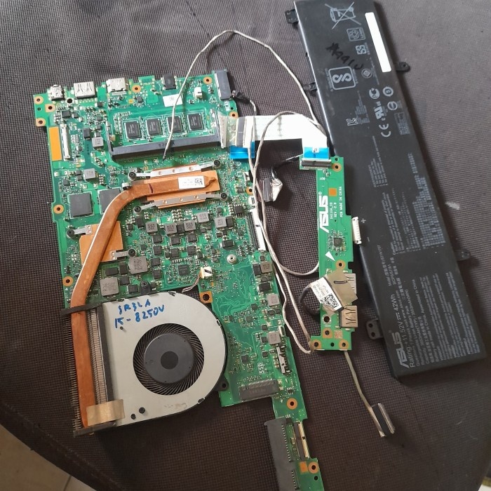 MAINBOARD ASUS X411U INTEL CORE I5-8250U MATI TOTAL