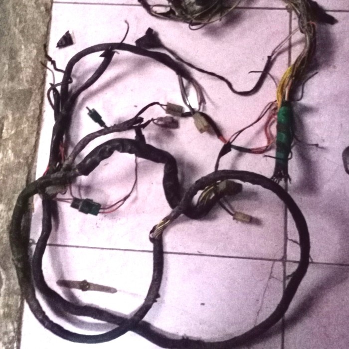 KABEL BODY SPIN 125 SUZUKI