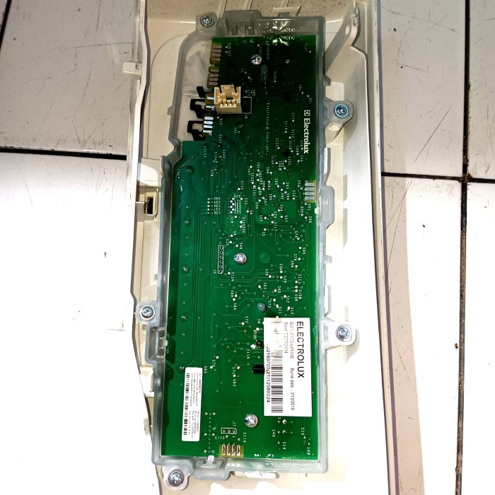 MODUL DISPLAY/YUSER MESIN CUCI ELECTROLUX EWF 8005EQWA