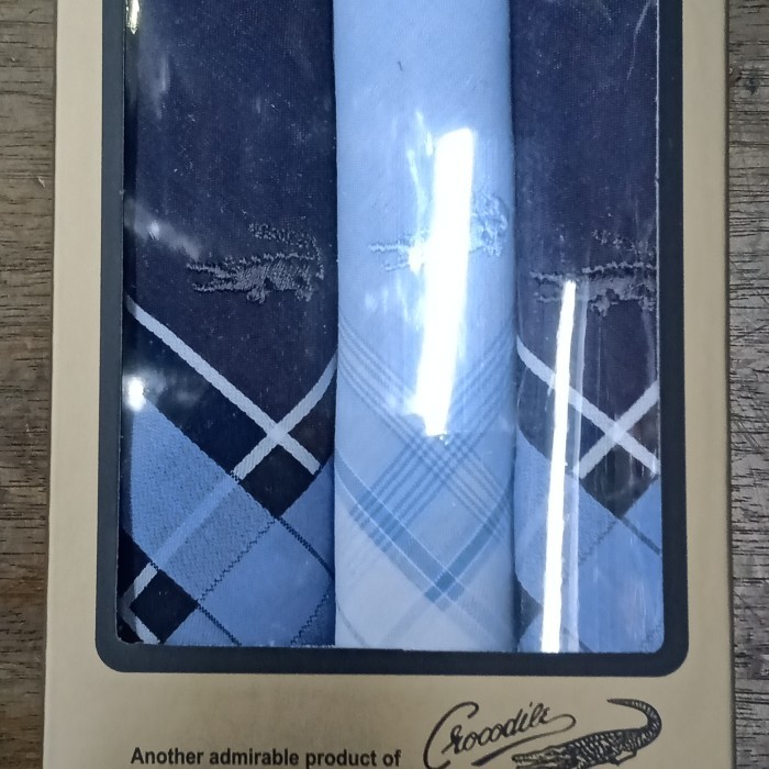 sapu tangan pria crocodile 3 in1 1box isinya 3 pis