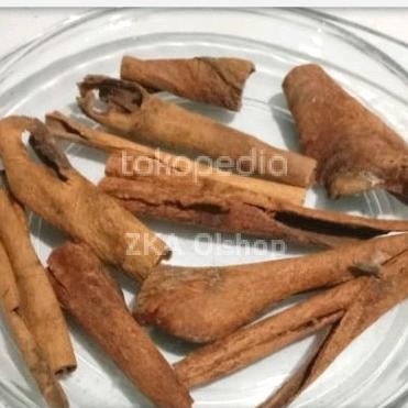 

Kayu Manis Pecahan Potongan Dek 1 Kg