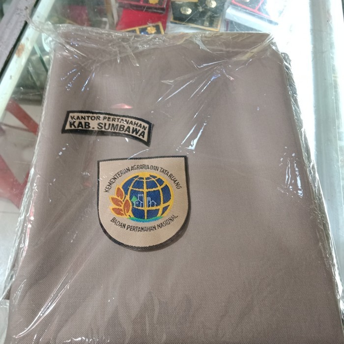 BAHAN KAIN BPN SATU SETEL