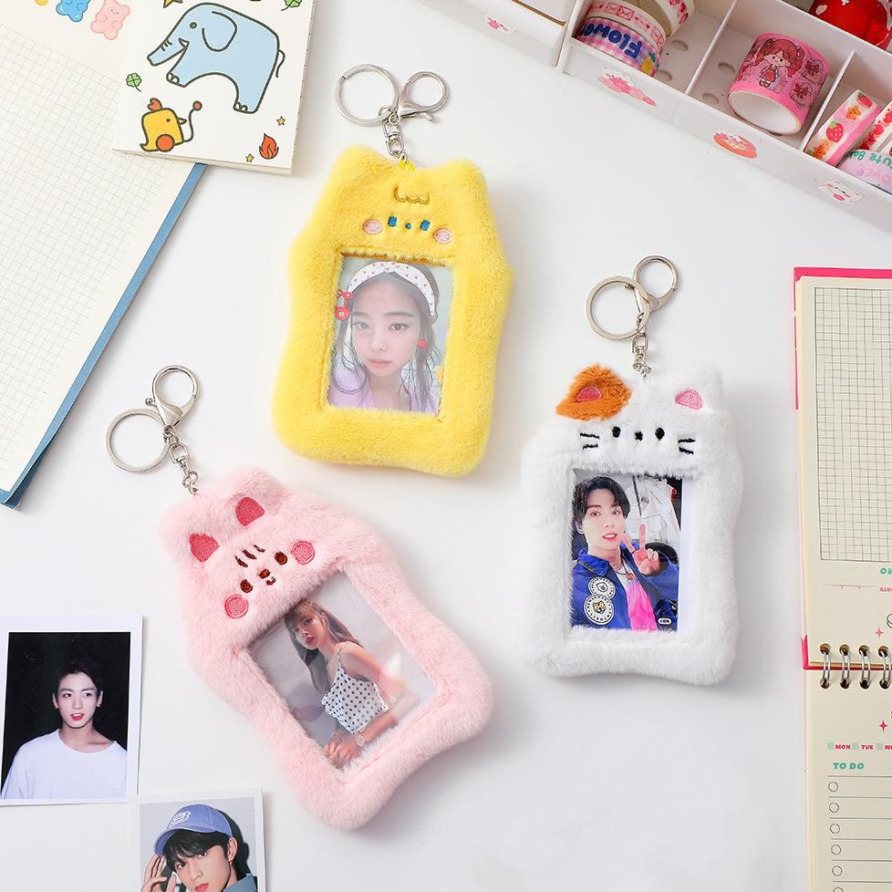 

fgh-56 Photocard Holder Keychain Gantungan PC Card Holder Boneka Bulu Kpop Murah
