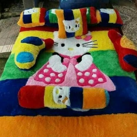 karpet lantai karakter / surpet fullset / kasur bulu hello kitty