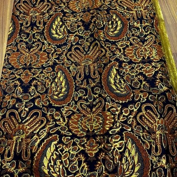 Kain Batik Jarik Emas Bawahan Gantin