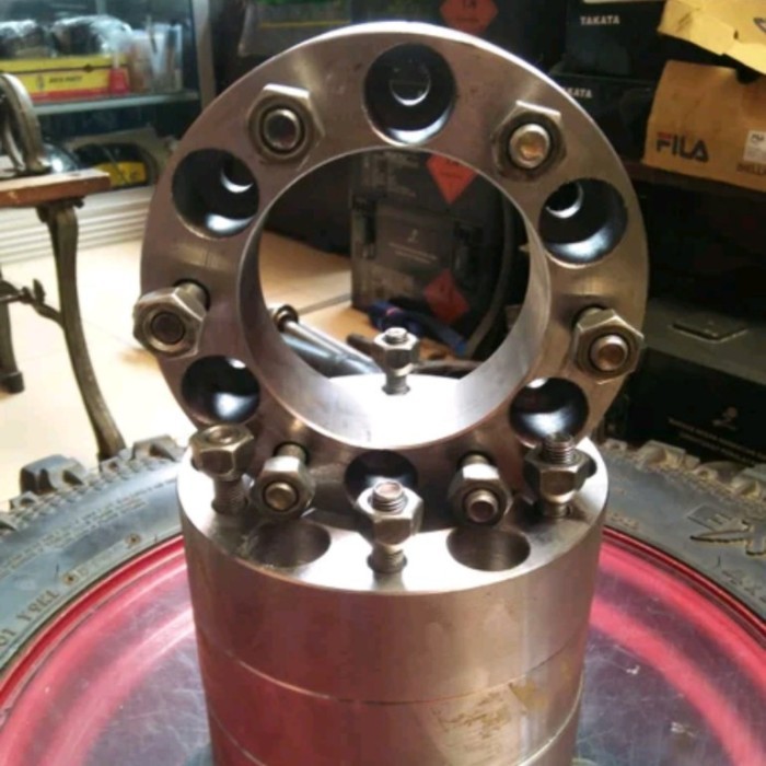 ADAPTOR VELG RODA SPACER SPICER 5CM H6 X 139.7 HARDTOP FORTUNER PAJERO