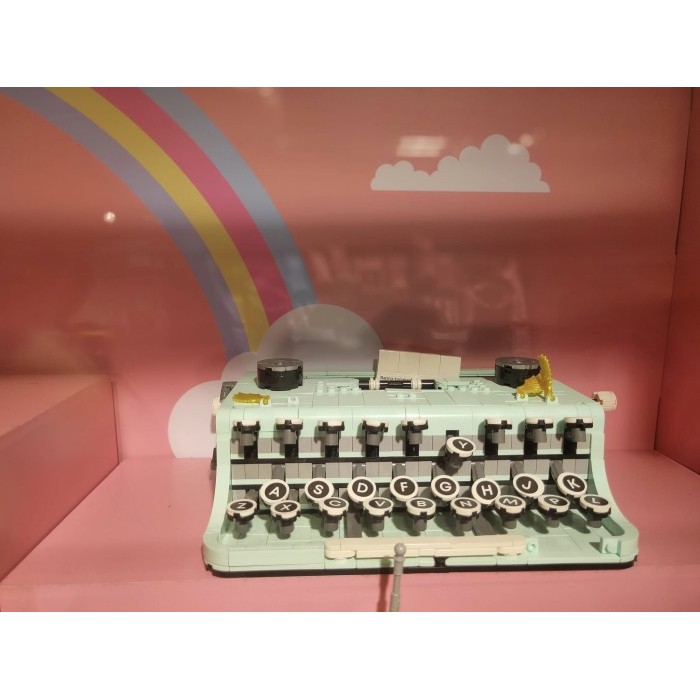 

Retro Bricks Typewriter Blocks Marking Machine Keyboard Mesin Ketik Barangbaru