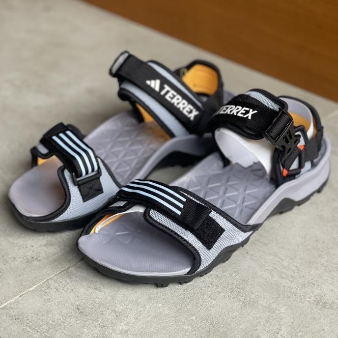 ADIDAS CYPREX ULTRA DLX SENDAL SANDAL GUNUNG SIZE 46 47 UKURAN BESAR BS01
