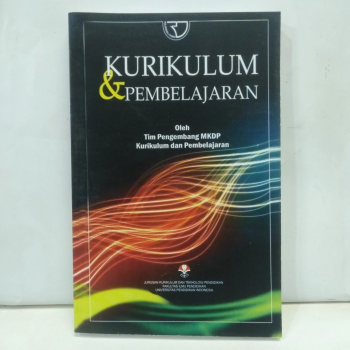 

BUKU KURIKULUM & PEMBELAJARAN Tim Pengembang MKDP