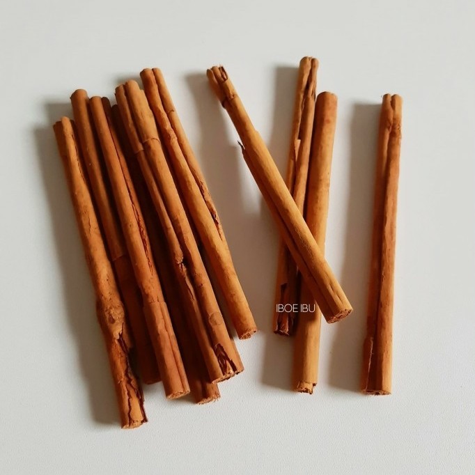 

Organic Ceylon Cinnamon Quills Alba Grade / Kayu Manis Ceylon Organik Barangbaru