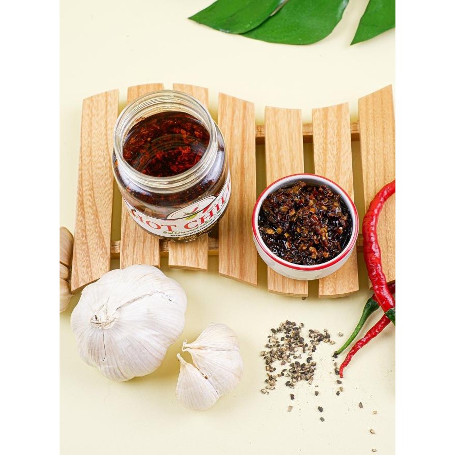 

Hot Chilio Chilio Oil / Chili Oil Halal Vegetarian