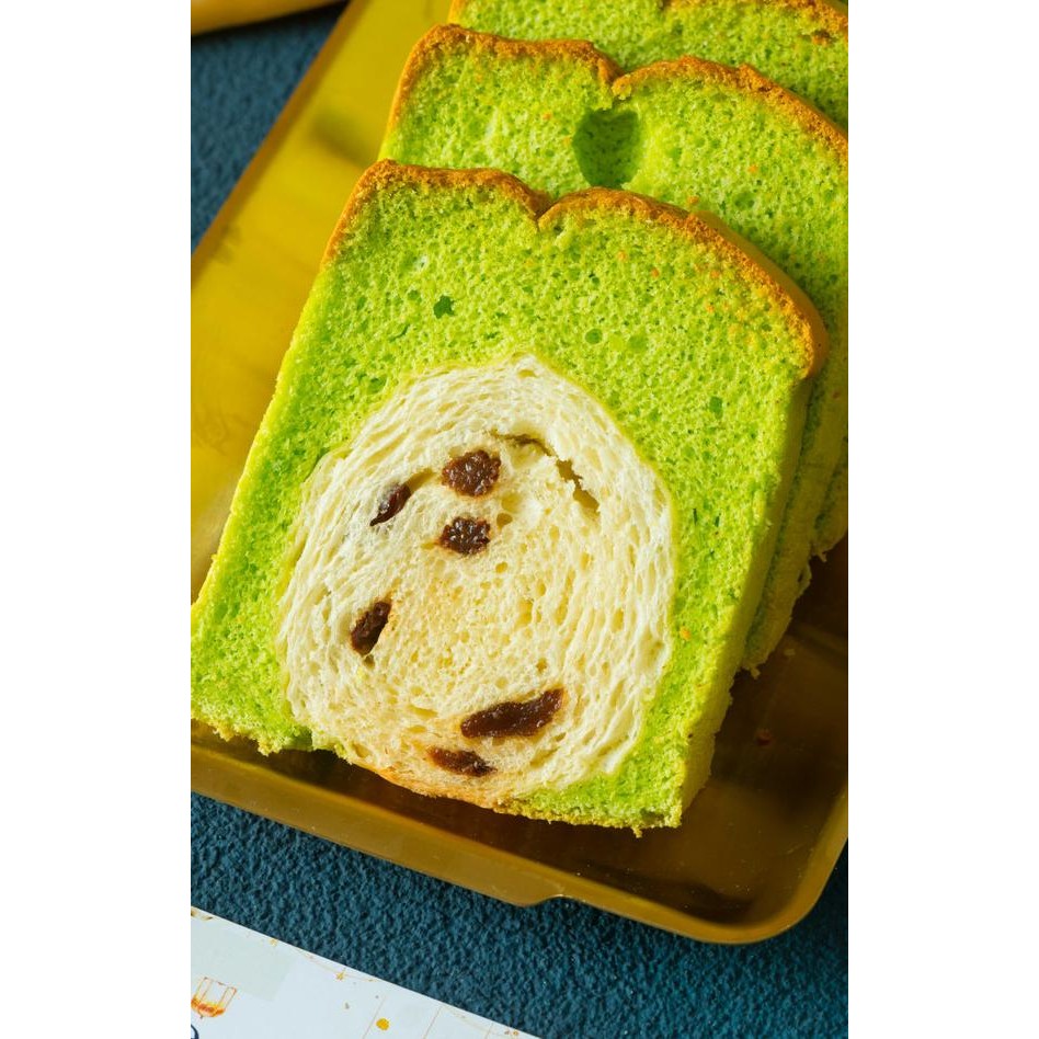 

Pandan Raisin Cake Bread / Roti Bolu Pandan Kiss