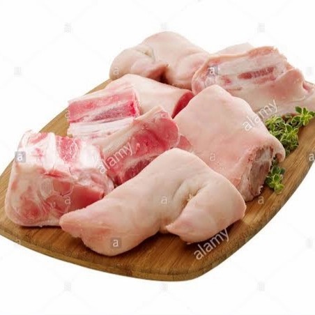 

Kaki Babi Bali Potong Siap Masak Cukiok Banyak Daging Premium Pork Leg