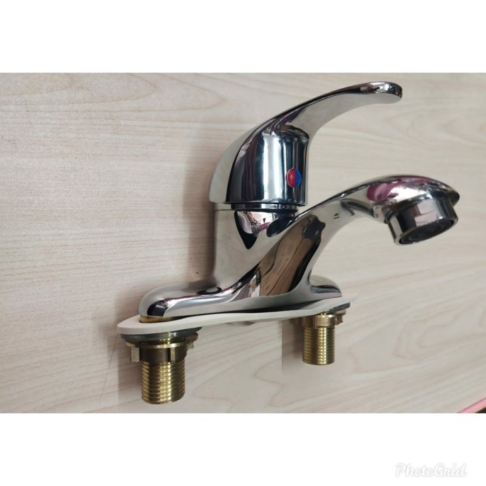 KRAN WASTAFEL 2 LUBANG PANAS DINGIN MODEL TOTO