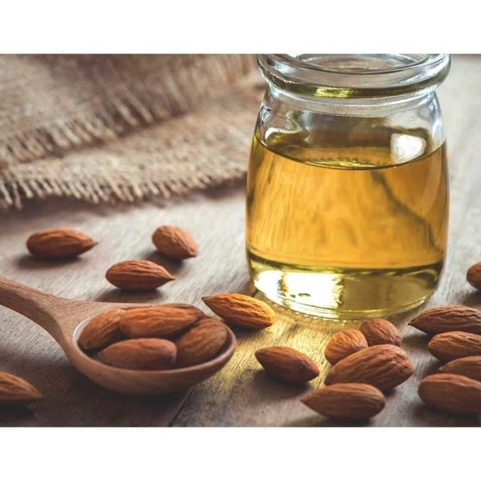 

Siap Kirim Sweet Almond Oil / Minyak Almond 1L