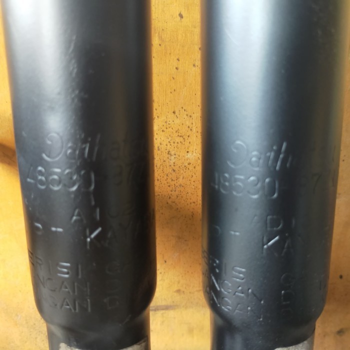 Shockbreaker Daihatsu Taruna Belakang