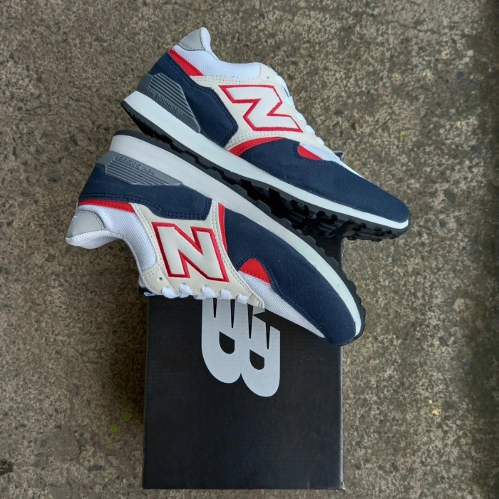 sepatu Nb446