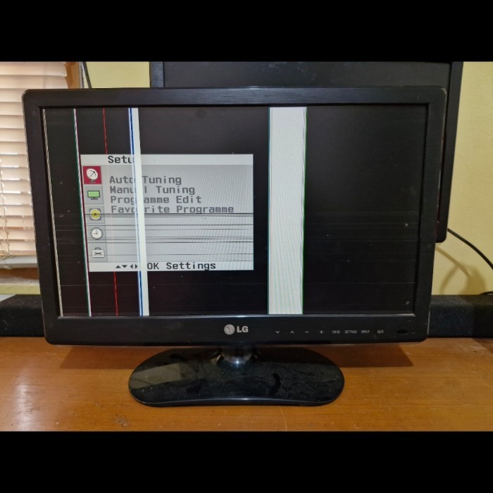 TV LG 19 INCHI 19LS3300