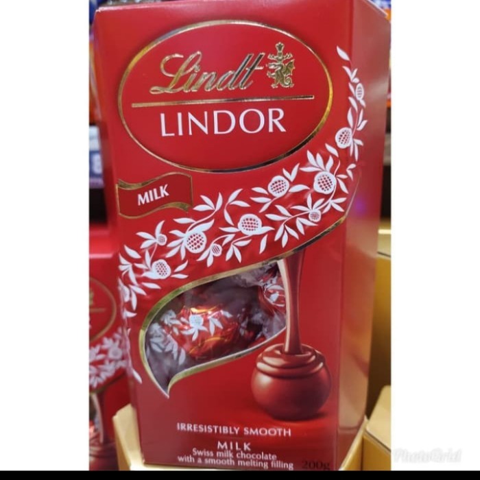 

Lindt Lindor Milk Chocolate - Cokelat Coklat Truffle Import Diskon