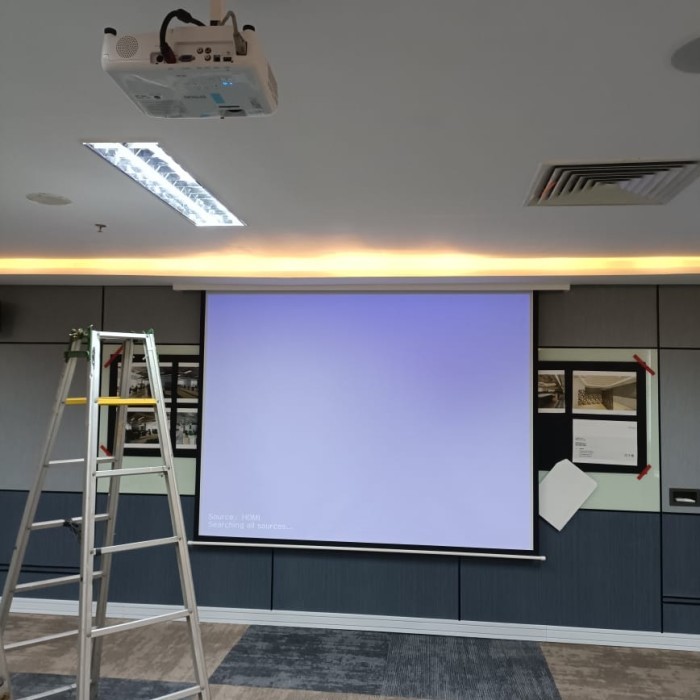 Ready Stock Layar Proyektor Manual Gantung 96 Inch 244 244 Cm